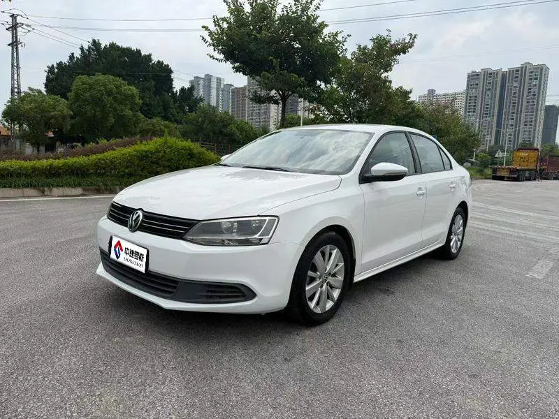 Sagitar 2014 1.4TSI Automatic Fashion Model