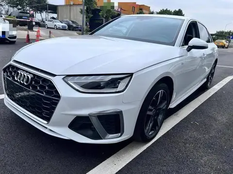 Audi A4L 2022 40 TFSI Stylish and Dynamic