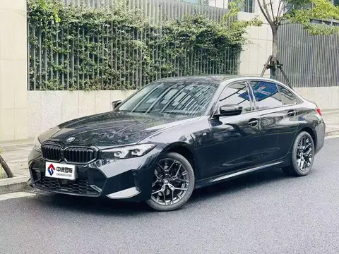 BMW 3 ซีรีส์ 2025 330Li M Sport Night Edition