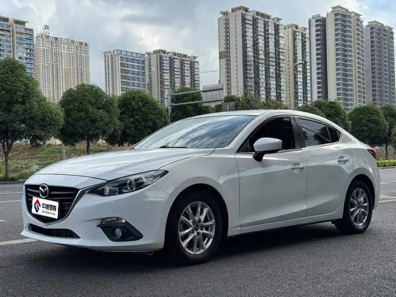 Mazda 3 Angkesaila 2016 Sedan 1.5L Automatic Comfort