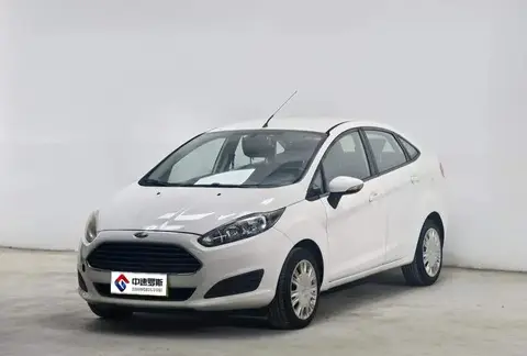 Carnival 2013 Sedan 1.5L Manual Fashion Edition