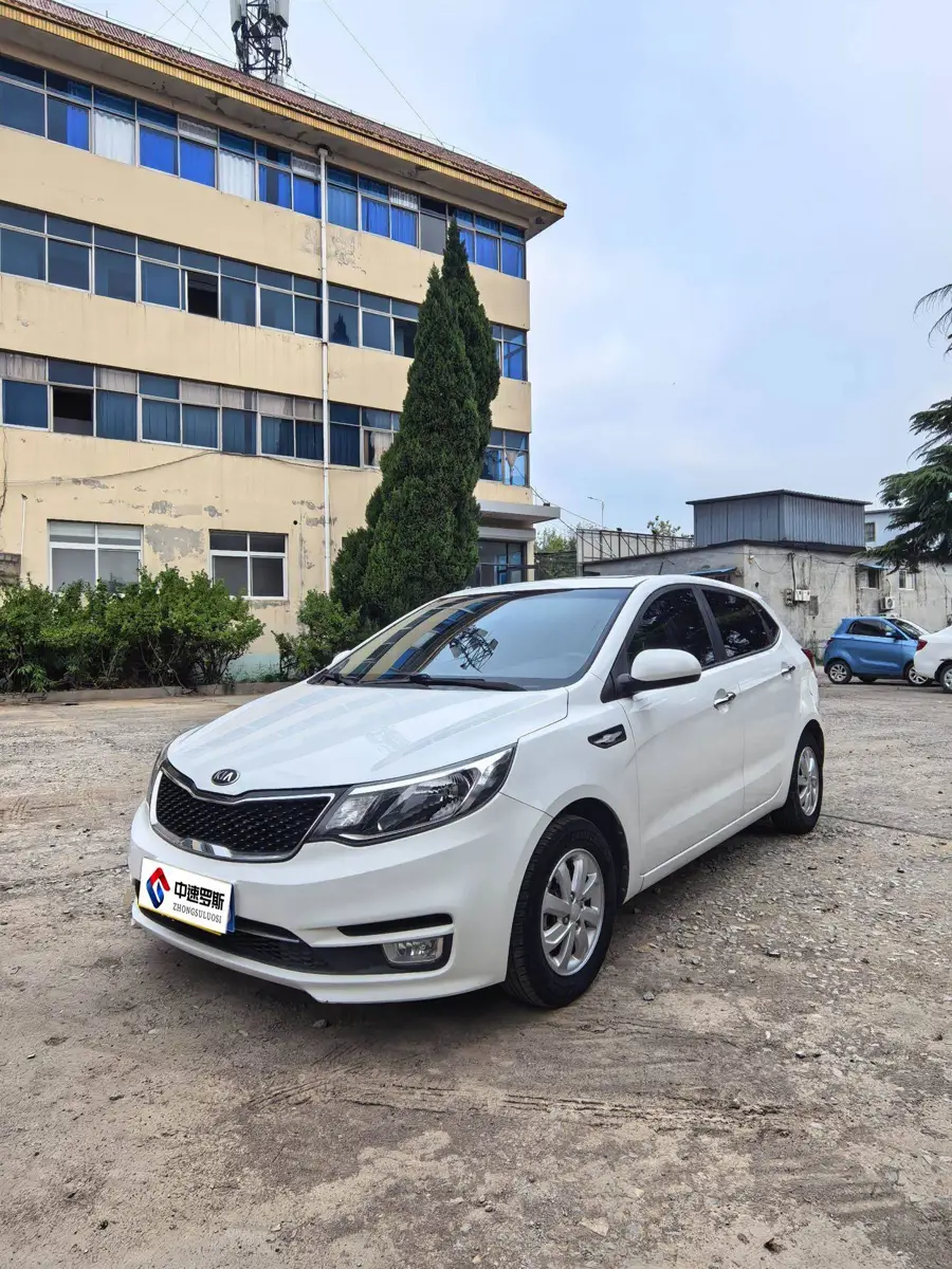 Kia K2 2015 Hatchback 1.4L AT GLS Cool Edition