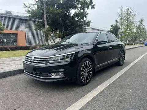 Passat 2016 330TSI DSG Royal Edition