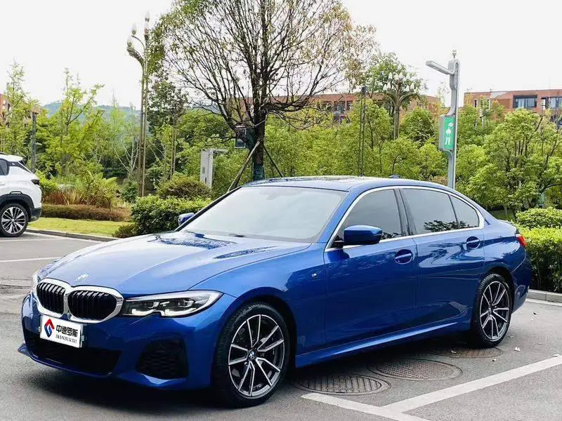 BMW 3 السلسلة 2022 320Li M Sport Package