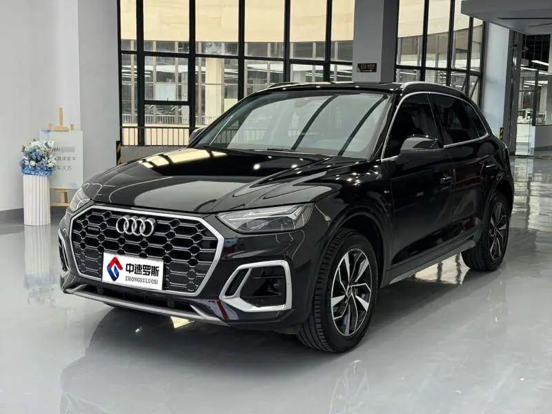 Audi Q5L 2022 40T Luxury Dynamic Model