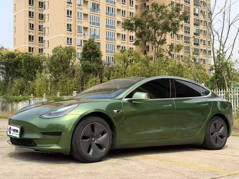 Model 3 2019 Standard Range RWD Upgraded Edition