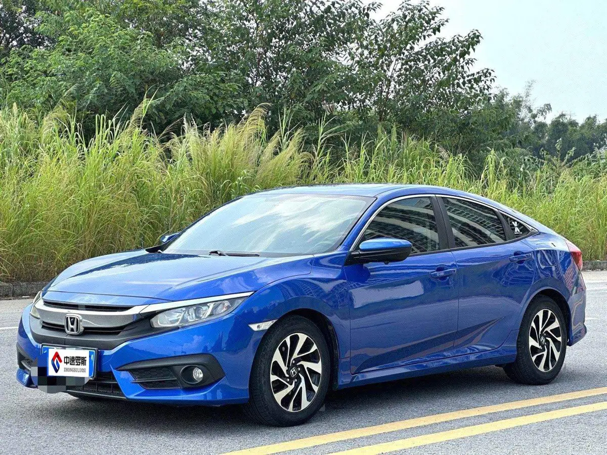 Civic 2019 220TURBO CVT Dynamic Edition National VI