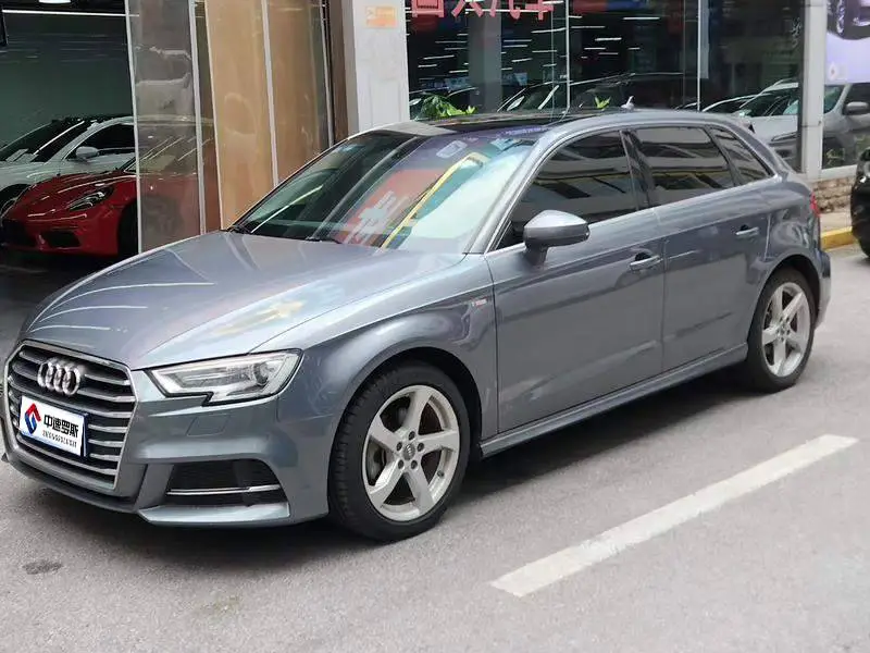 Audi A3 2018 30th Anniversary Sportback 35 TFSI Fashion Edition