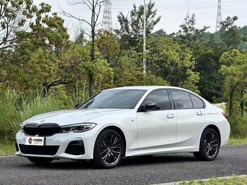 BMW 3 Serie 2020 facelift 325i M Sport Night Edition