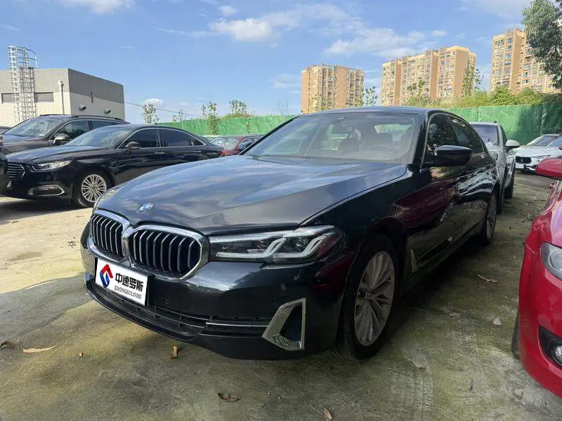 BMW 5 Series 2021 525Li Luxury Package