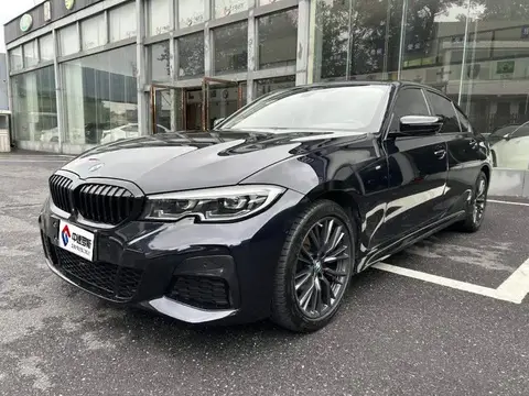 BMW 3 Série 2021 facelift 325Li M Sport Night Edition