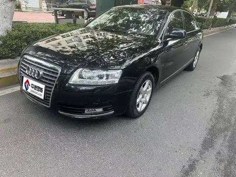 Audi A6L 2011 2.0 TFSI Automatic Standard รุ่น