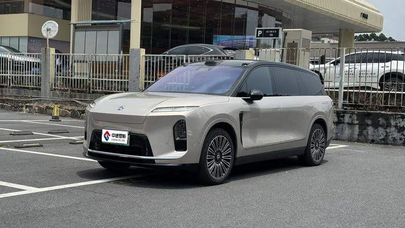 NIO ES8 2026 Six-Seat Executive Luxury Edition