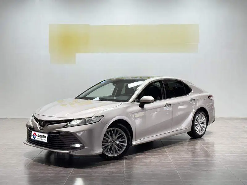 Camry 2019 2.5G Luxury Edition