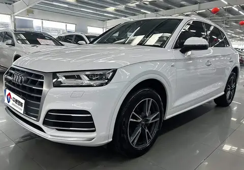 Audi Q5L 2018 40 TFSI Fashionable National VI