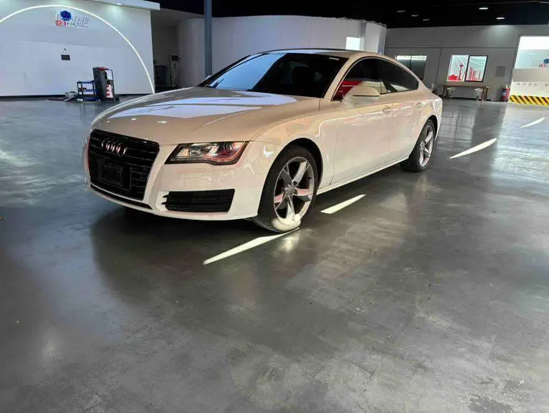 Audi A7 2013 30 FSI Standard