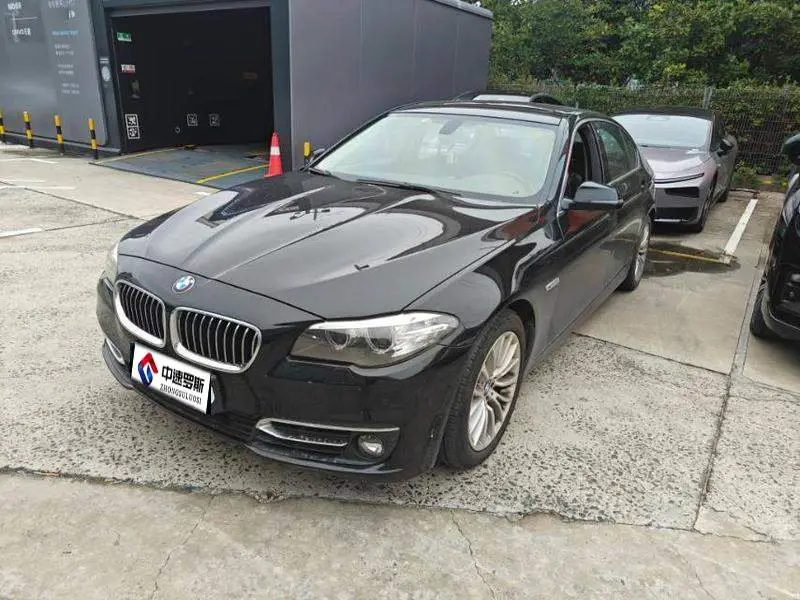 BMW 5 Series 2017 525Li Luxury Design Package