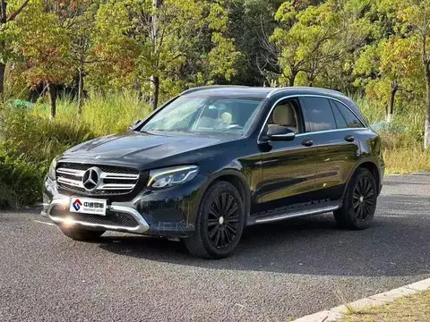 Mercedes-Benz GLC 2017 GLC 200 4MATIC