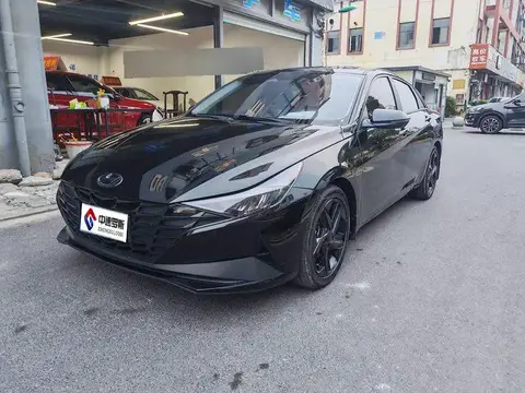 Elantra 2022 1.5L CVT LUX Black Knight Limited Edition