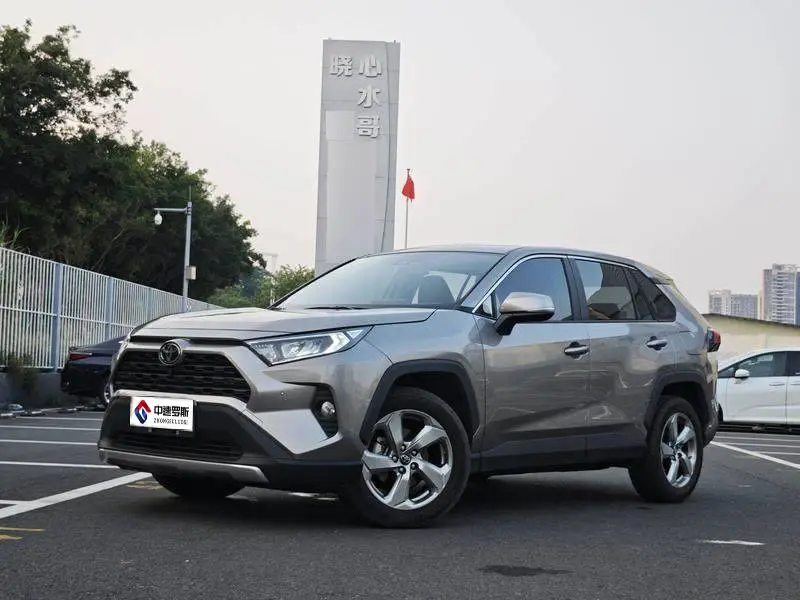 RAV4 Rongfang 2022 2.0L CVT 2WD Fashion Plus Edition