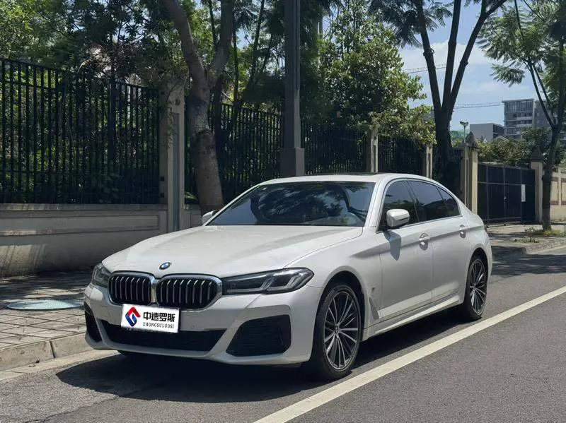 BMW 5 Série 2023 530Li facelift, leading M sports package