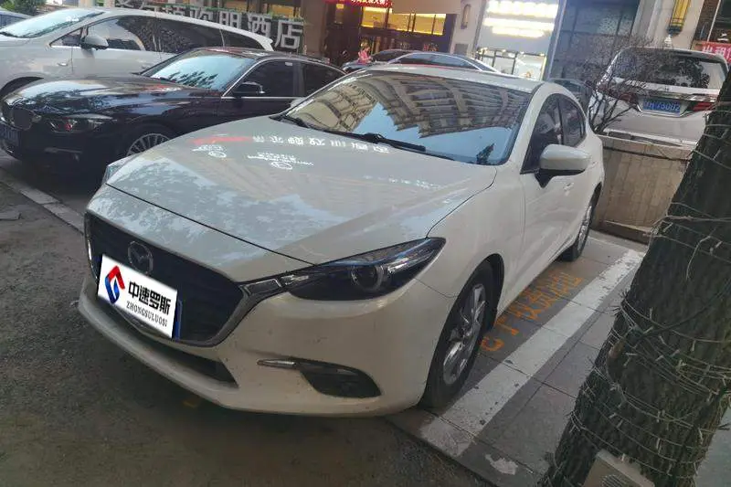 Mazda 3 Angkesaila 2017 Sedan 1.5L Automatic Luxury National V