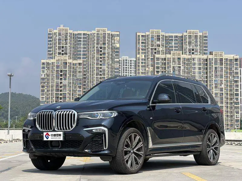 BMW X7 2021 xDrive40i Executive M Sport Package
