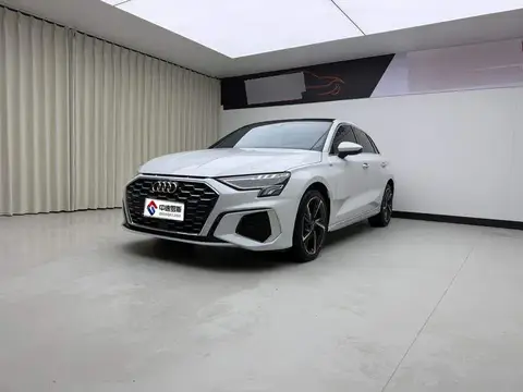 Audi A3 2021 Sportback 35 TFSI Stylish and sporty