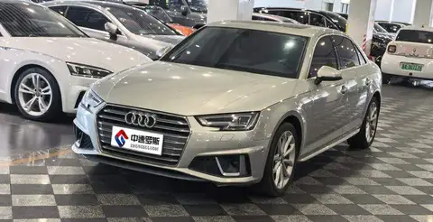 Audi A4L 2019 40 TFSI Fashion National VI