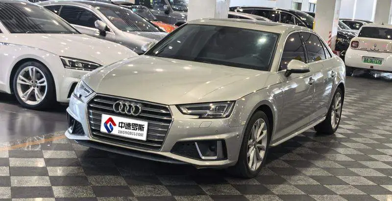 Audi A4L 2019 40 TFSI Fashion National VI