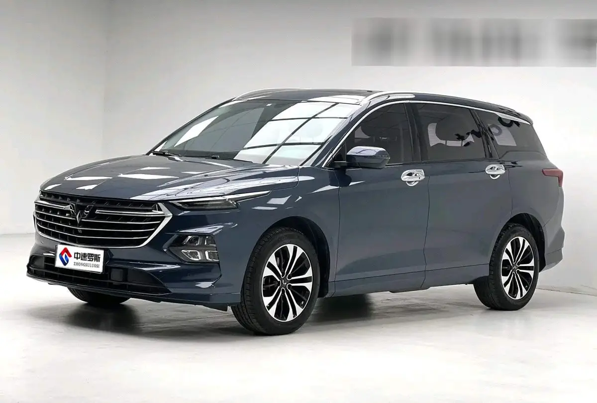 Wuling Capgemini 2022 1.5T CVT flagship model
