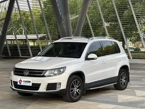 Tiguan 2013 1.8TSI Automatic 2WD Luxury รุ่น