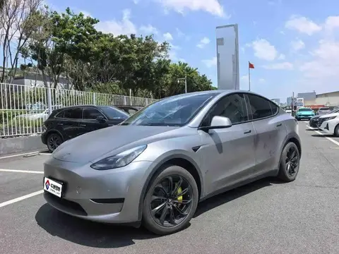รุ่น Y 2022 rear-wheel drive version