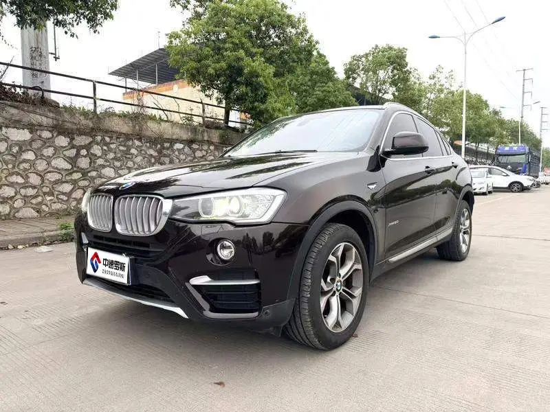 BMW X4 2014 xنظام الدفع28i Leading الطراز