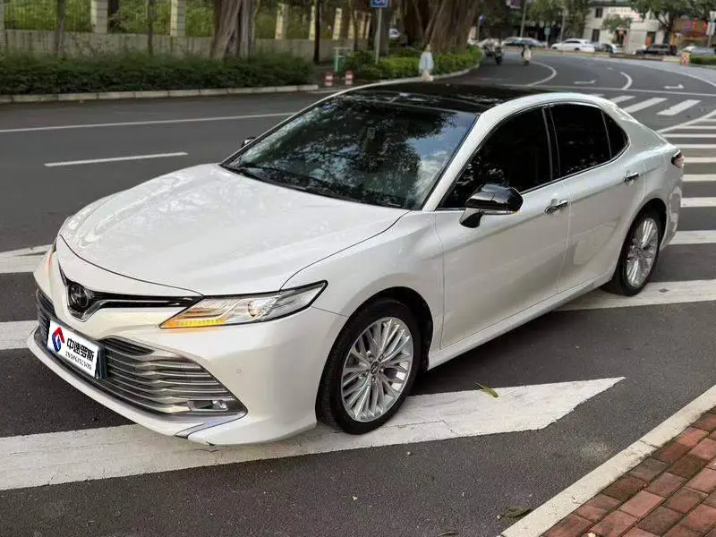 Camry 2018 2.5G Deluxe Edition