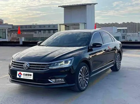 Passat 2016 330TSI DSG Royal Edition