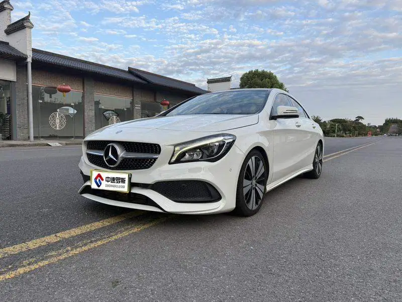 Mercedes CLA 2016 CLA 200 Fashion Edition