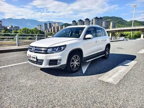 Tiguan 2015 1.8TSI Automatic 2WD Luxury รุ่น