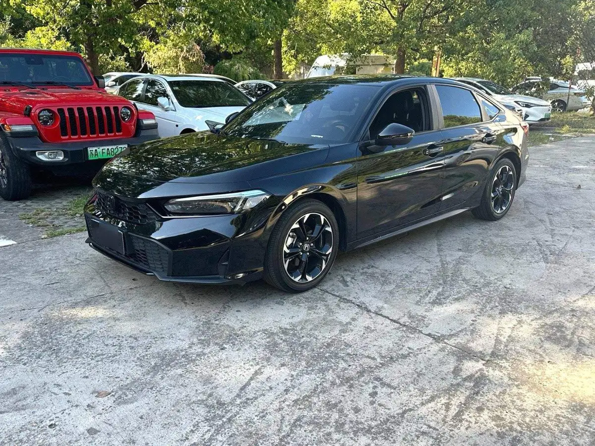 Civic 2025 240TURBO CVT Zhiqu Pro