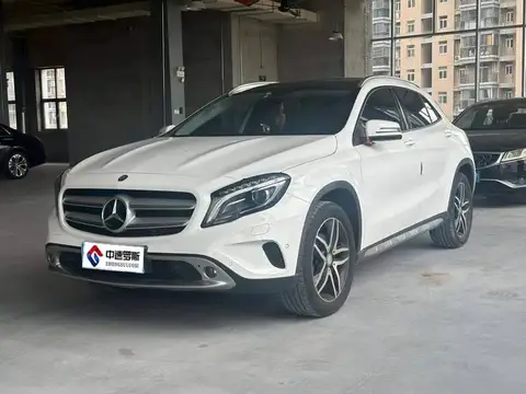 Mercedes-Benz GLA 2017 GLA 200 Fashion Edition
