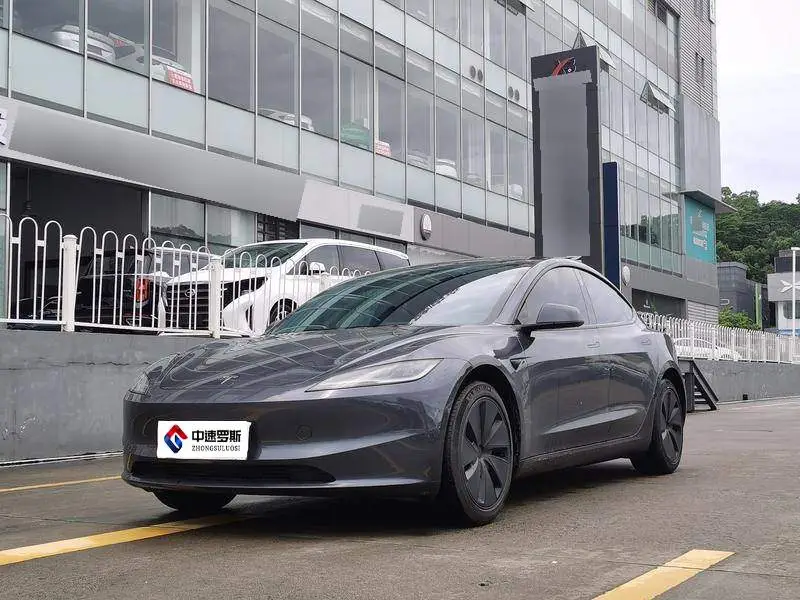 Model 3 2023 rear-wheel drive version