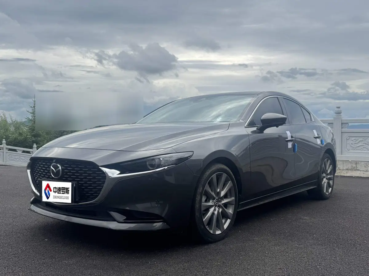 Mazda 3 Angkesaila 2022 2.0L Automatic Premium Edition