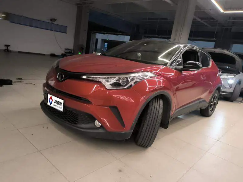 Toyota C-HR 2020 2.0L Leading Edition