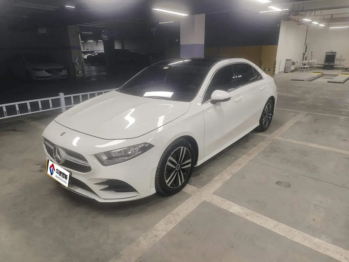 Mercedes-Benz A-Class 2019 facelifted A 180 L sports sedan