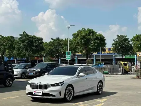 BMW 5 ซีรีส์ 2024 530Li Premium Luxury Package