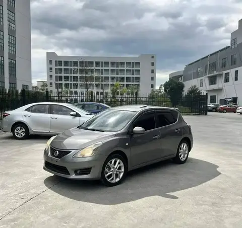 TIIDA 2011 1.6T M-CVT Dynamic Edition