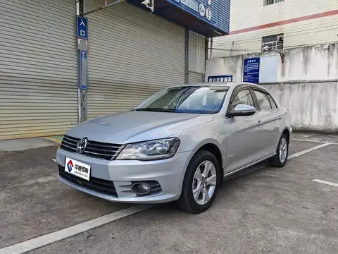 Bora 2013 1.6L Automatic Comfort