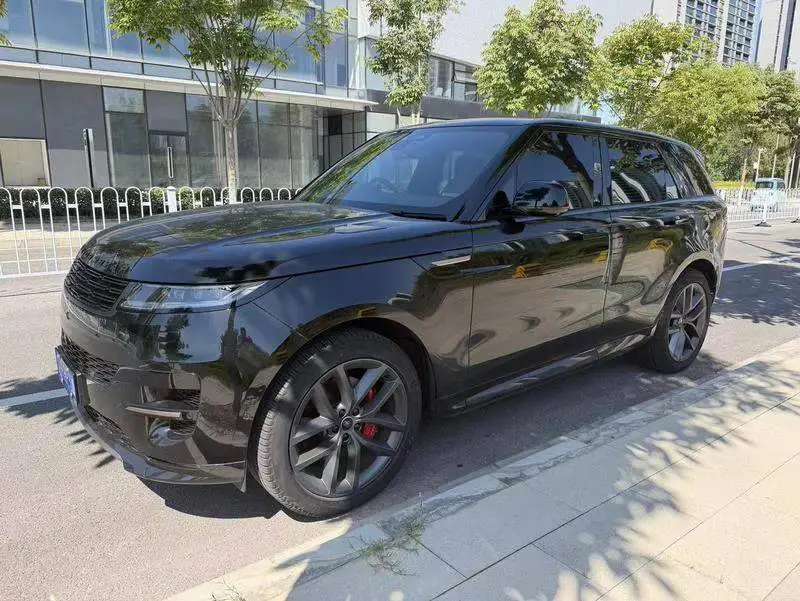 Range Rover Sport 2025 400PS Dynamic SE