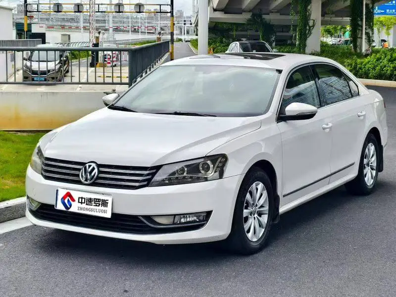 Passat 2011 1.8TSI DSG Premium Edition
