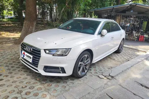 Audi A4L 2019 40 TFSI Progressive National V